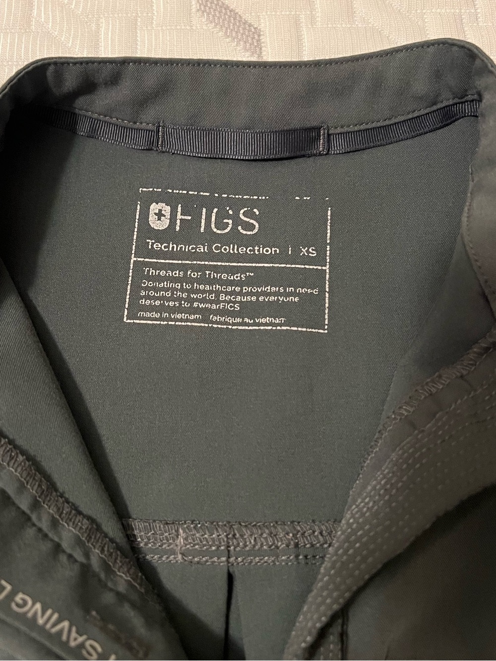 Figs Rafaela Scrub Top - Picture 2 of 2